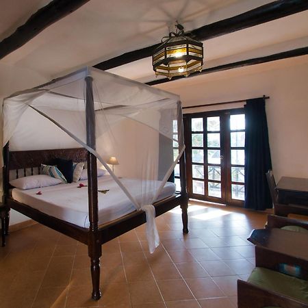 Barracuda Inn Resort Watamu Esterno foto