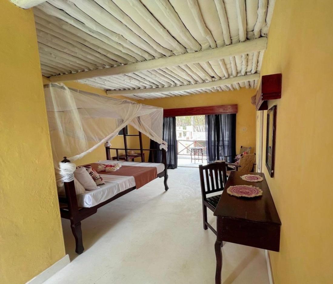 Barracuda Inn Resort Watamu Esterno foto