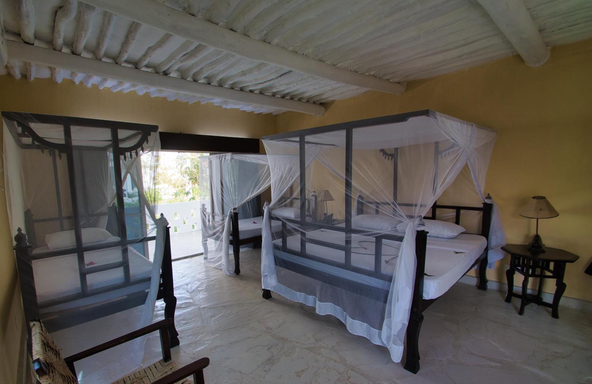 Barracuda Inn Resort Watamu Esterno foto