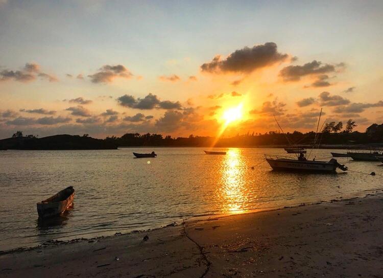 Barracuda Inn Resort Watamu Esterno foto